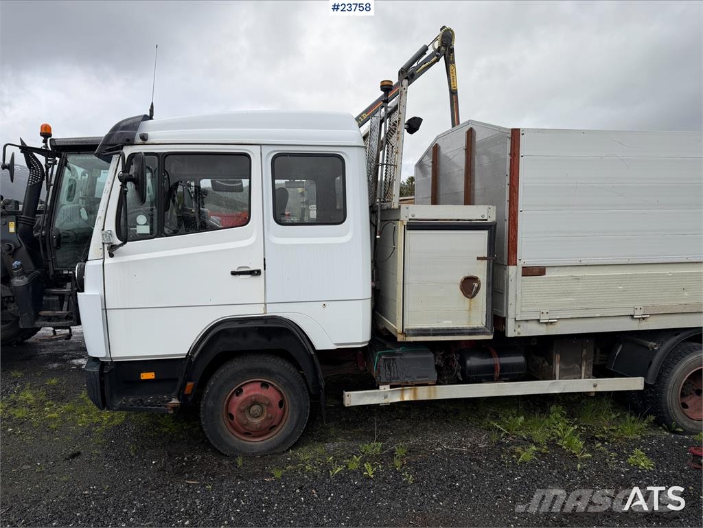 Mercedes-Benz 817 - - 166 000km Camiones de cama baja