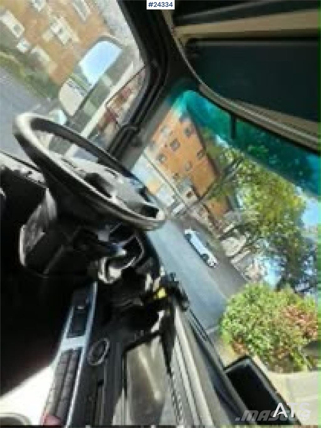 Mercedes-Benz Actros 1833 4x2 Box Truck with Full Side Opening شاحنات ذات هيكل صندوقي