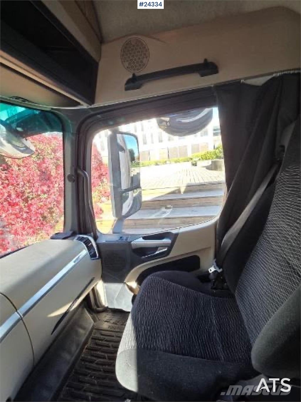 Mercedes-Benz Actros 1833 4x2 Box Truck with Full Side Opening شاحنات ذات هيكل صندوقي