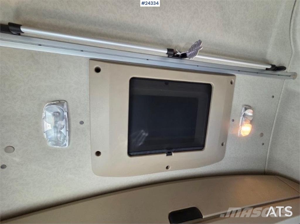 Mercedes-Benz Actros 1833 4x2 Box Truck with Full Side Opening شاحنات ذات هيكل صندوقي