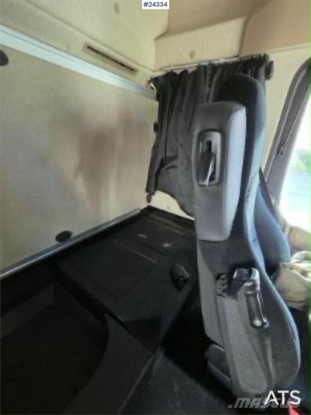Mercedes-Benz Actros 1833 4x2 Box Truck with Full Side Opening شاحنات ذات هيكل صندوقي