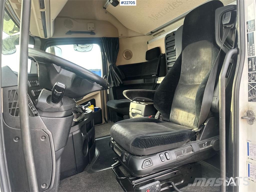 Mercedes-Benz Actros 2551 6x2 Container Truck - ADR Rigged - San 集装箱叉车