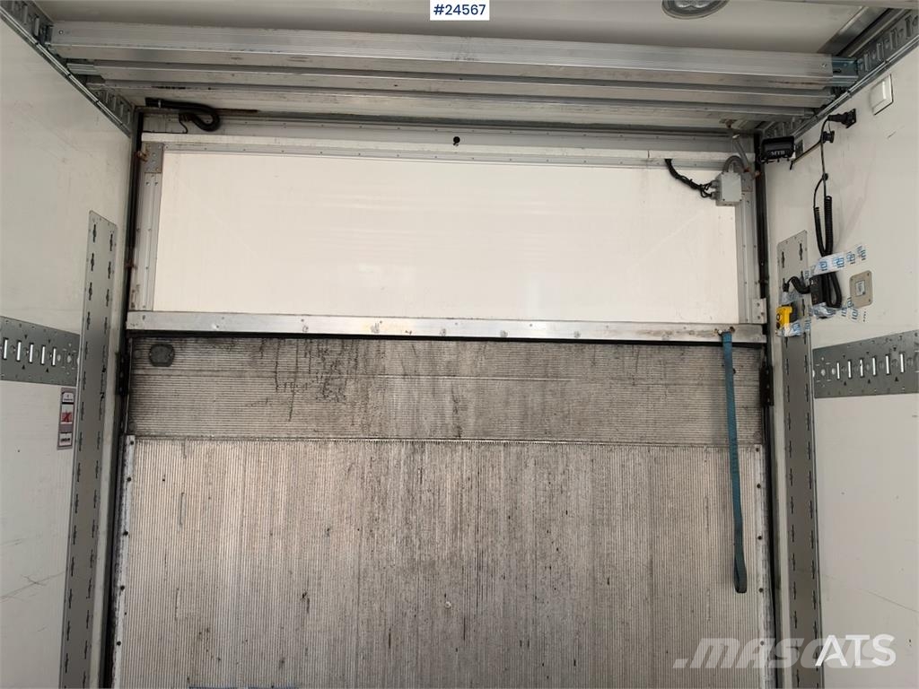 Mercedes-Benz Actros 2563 6x2 Box Truck with Full Side Opening – Skapbiler