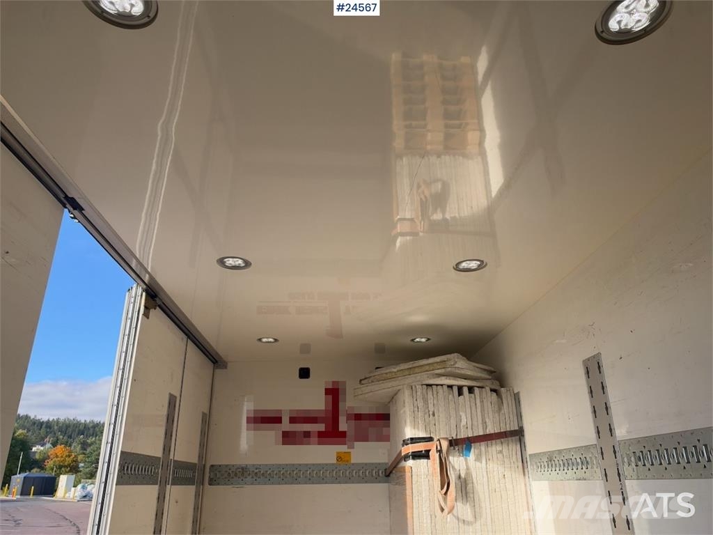 Mercedes-Benz Actros 2563 6x2 Box Truck with Full Side Opening – Skapbiler