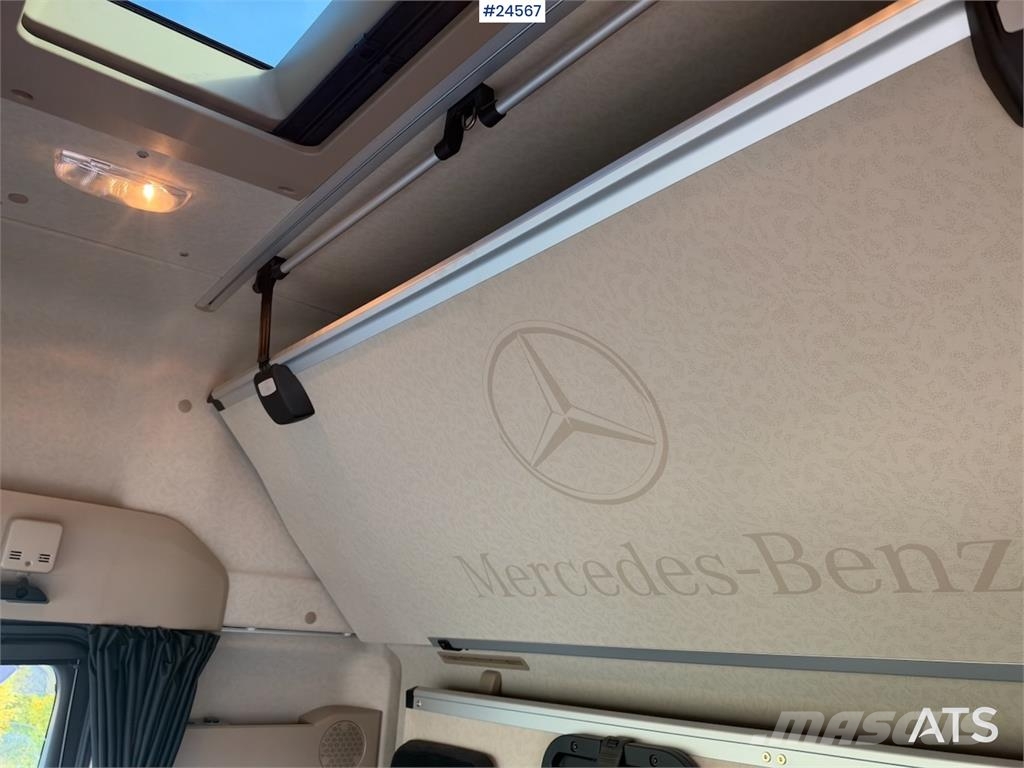 Mercedes-Benz Actros 2563 6x2 Box Truck with Full Side Opening – Skapbiler