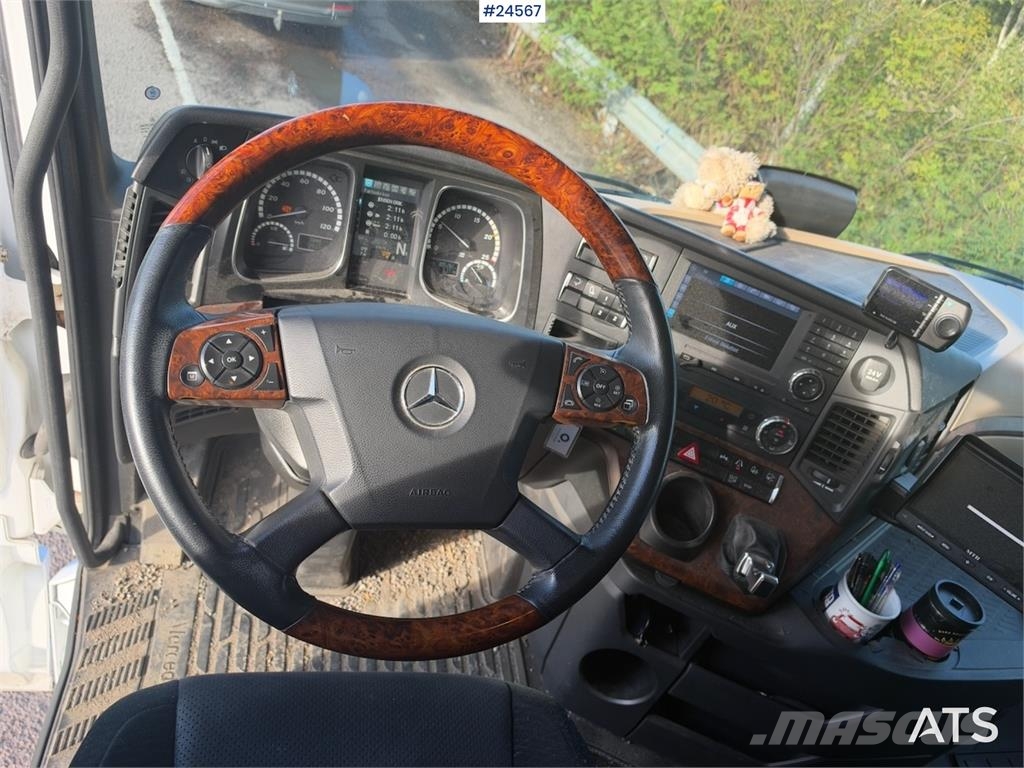 Mercedes-Benz Actros 2563 6x2 Box Truck with Full Side Opening – Skapbiler