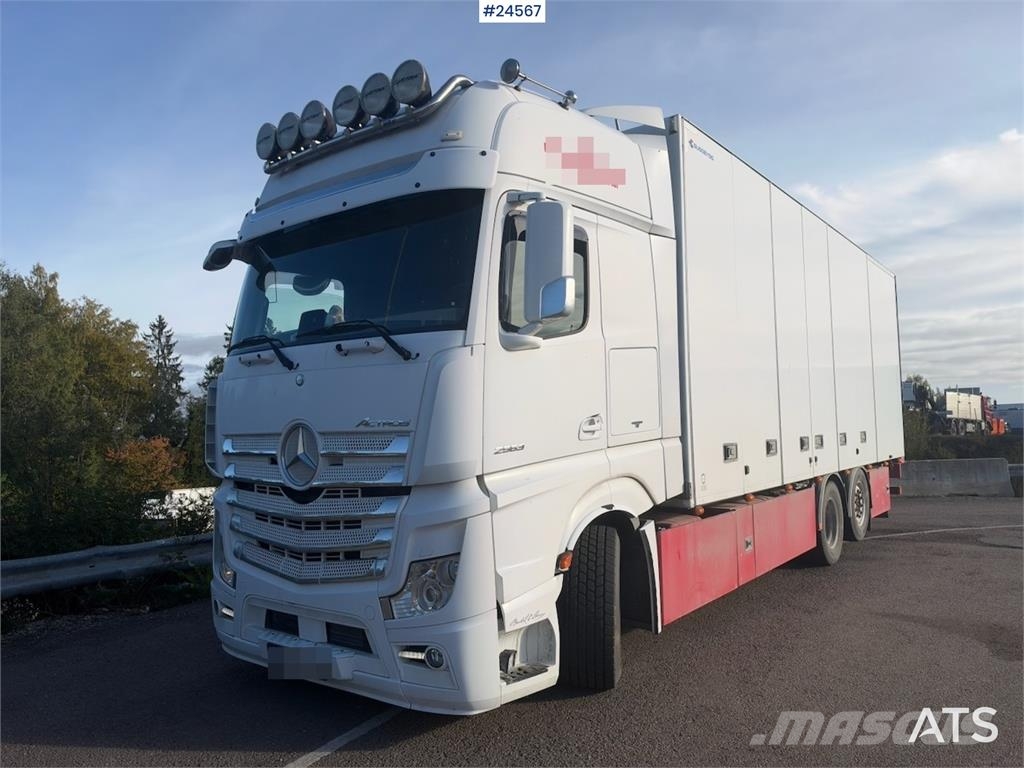 Mercedes-Benz Actros 2563 6x2 Box Truck with Full Side Opening – Skapbiler