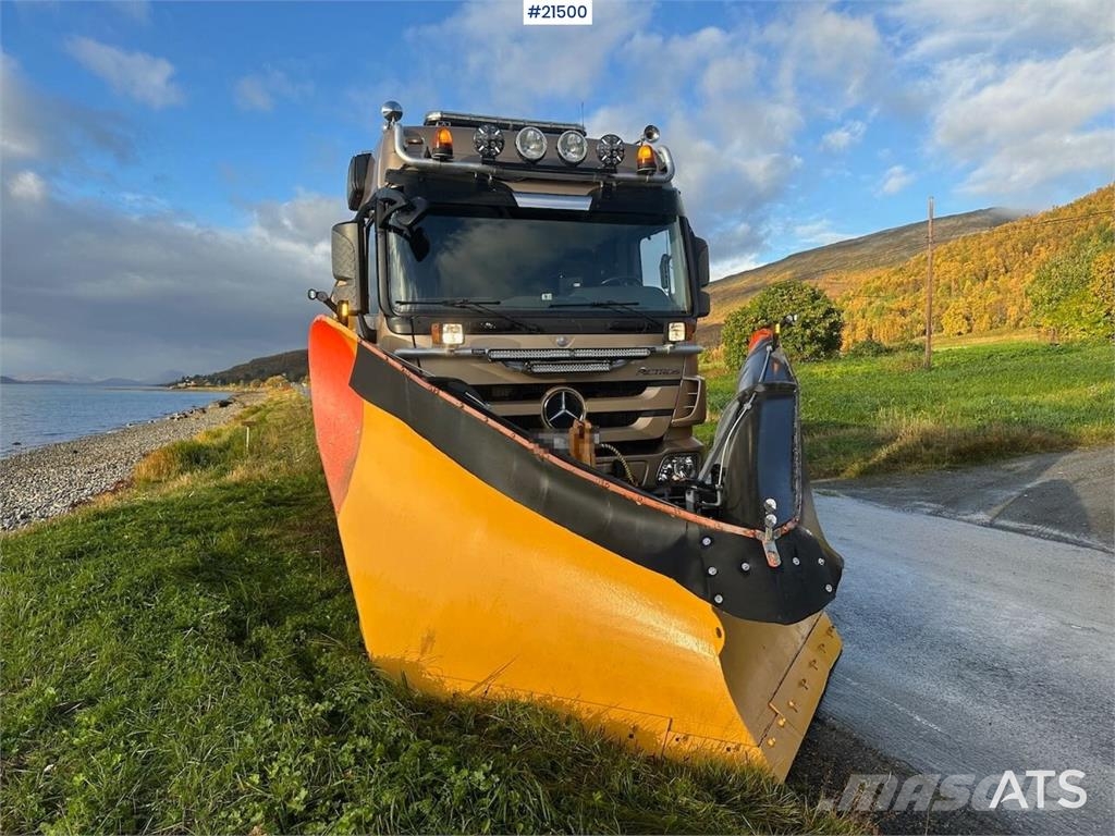 Mercedes-Benz Actros 2848 4x4+2 snow rigged hook truck. WATCH VI Sunkvežimiai su keliamuoju kabliu