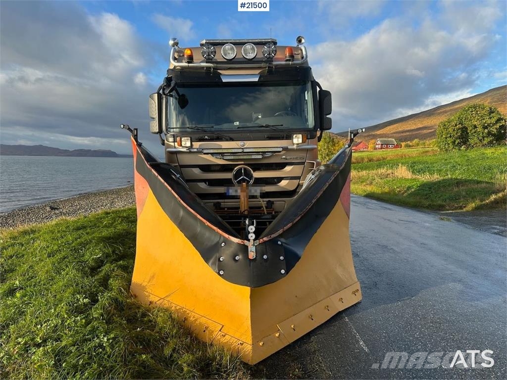 Mercedes-Benz Actros 2848 4x4+2 snow rigged hook truck. WATCH VI Sunkvežimiai su keliamuoju kabliu