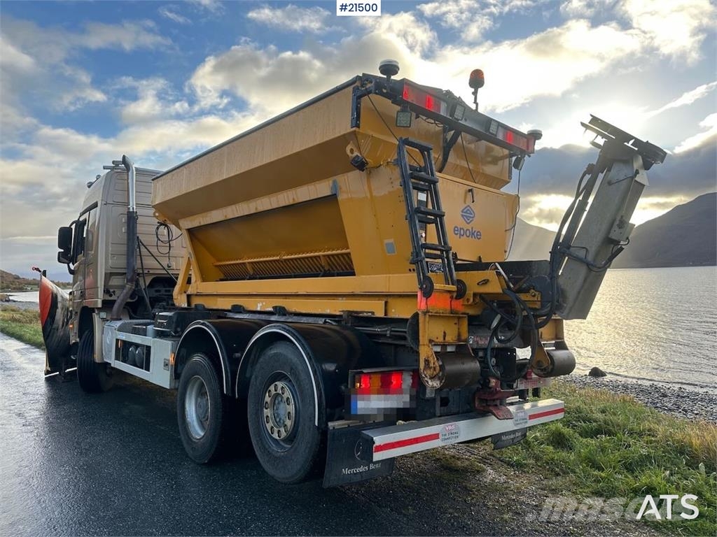 Mercedes-Benz Actros 2848 4x4+2 snow rigged hook truck. WATCH VI Sunkvežimiai su keliamuoju kabliu