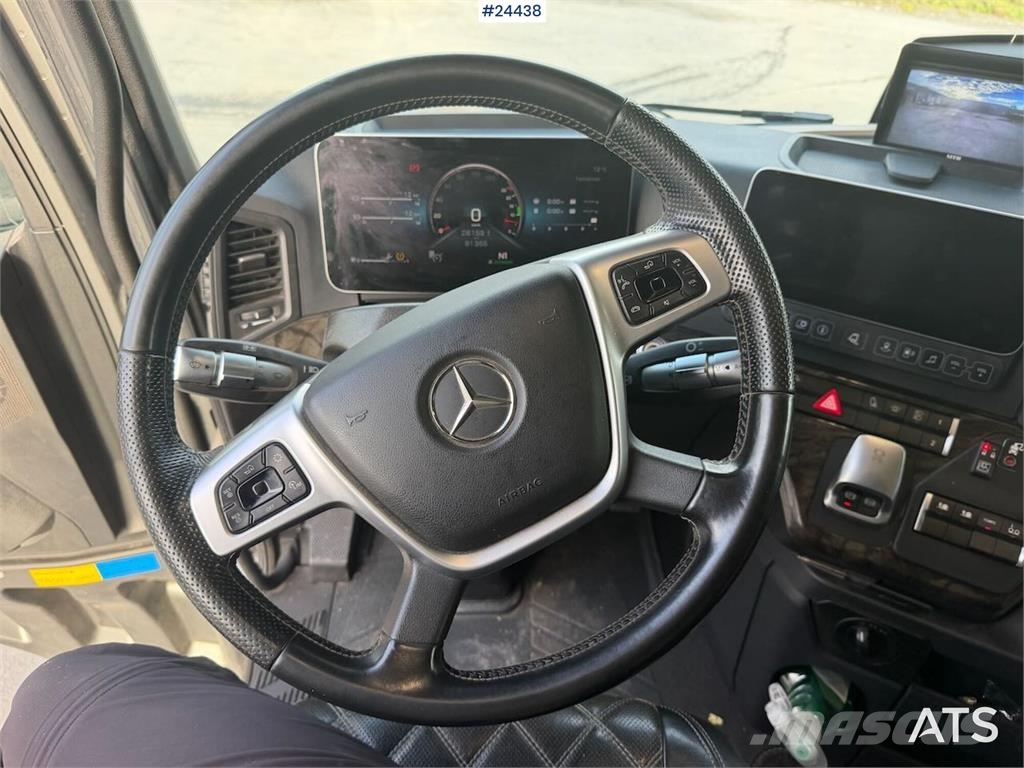 Mercedes-Benz Actros 6x4 timber truck with Epsilon M12L timber c Metsaveokid