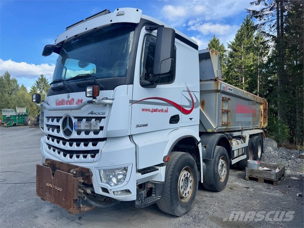 Mercedes-Benz Arocs 3258 Kipper