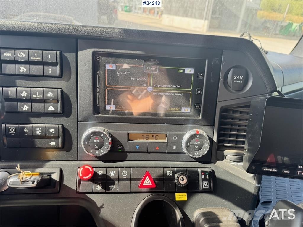 Mercedes-Benz Arocs 3258 Kipper