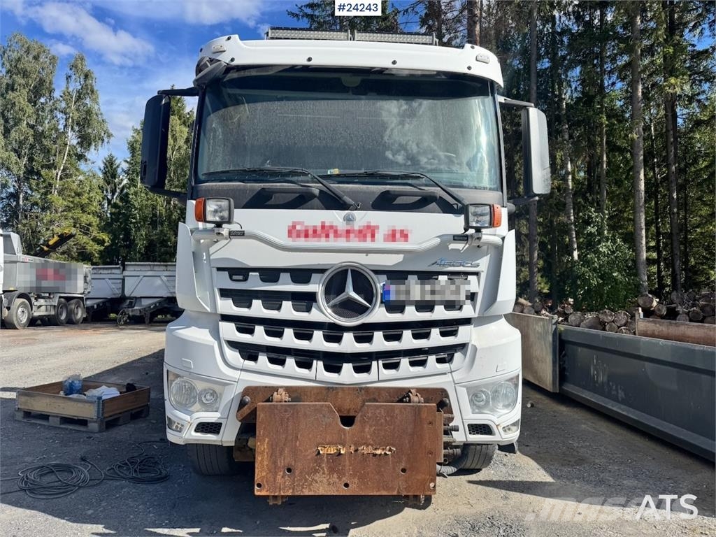 Mercedes-Benz Arocs 3258 Kipper
