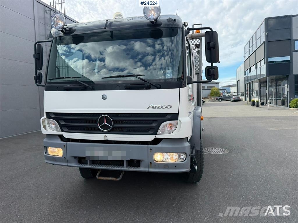 Mercedes-Benz Atego 1225 4x4, 6-seater with 10 t/m Hiab crane Truck mounted cranes