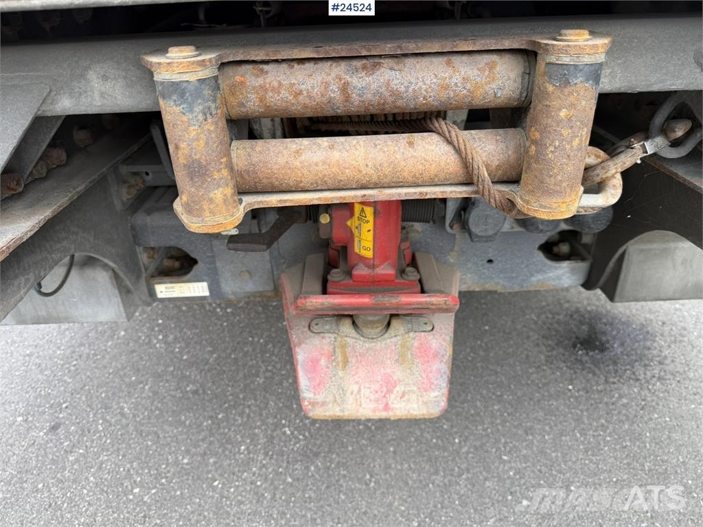 Mercedes-Benz Atego 1225 4x4, 6-seater with 10 t/m Hiab crane Truck mounted cranes