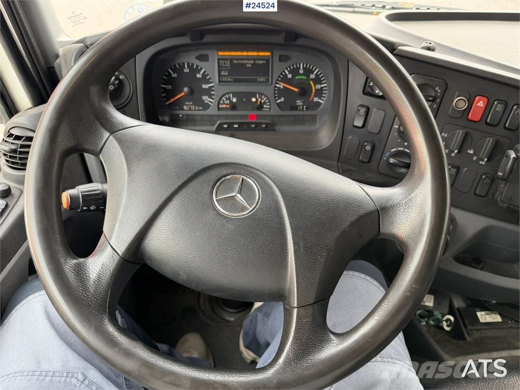 Mercedes-Benz Atego 1225 4x4, 6-seater with 10 t/m Hiab crane Truck mounted cranes