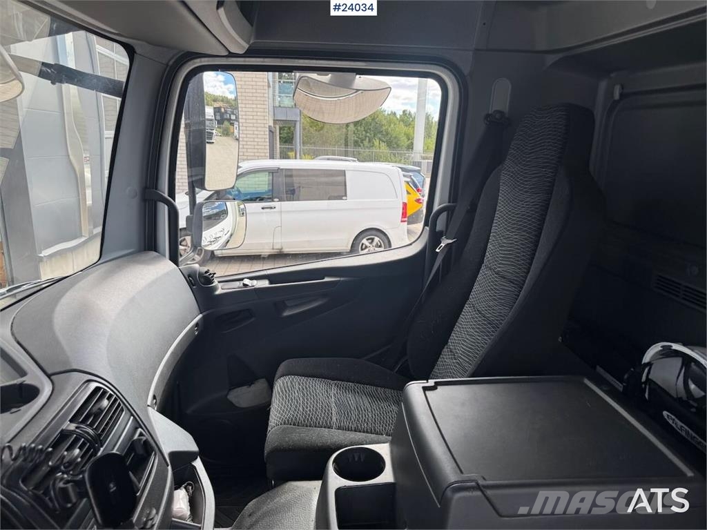 Mercedes-Benz Atego 1524 Camiones caja cerrada