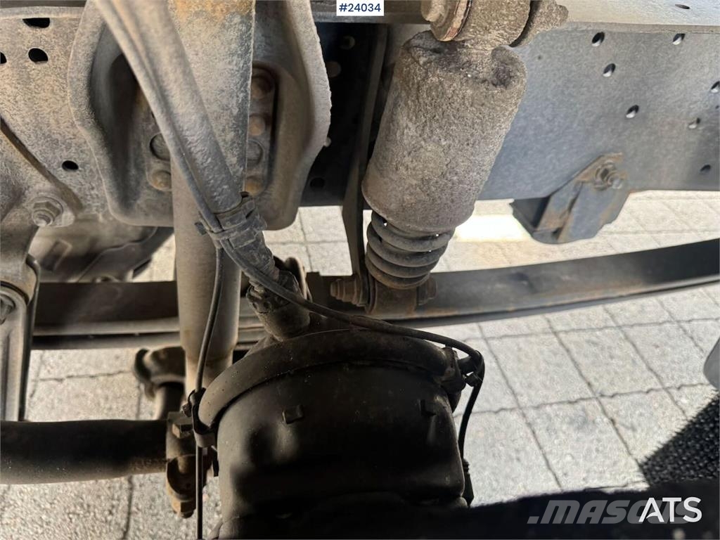 Mercedes-Benz Atego 1524 Camiones caja cerrada