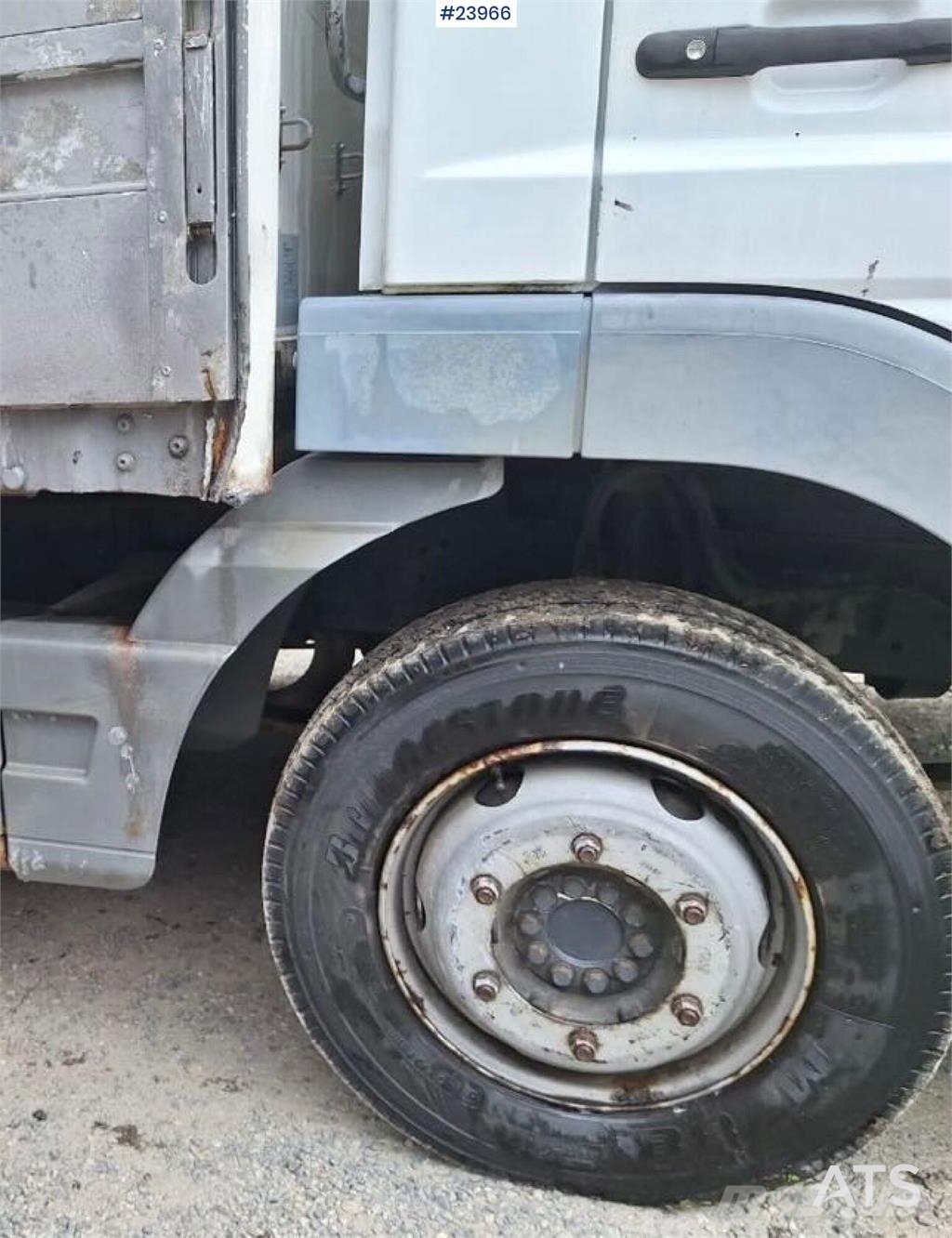 Mercedes-Benz Atego 818 شاحنات مسطحة/مفصلية الجوانب