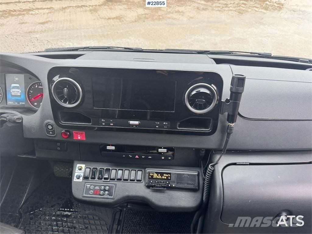 Mercedes-Benz Atlas Sprinter 519 CDI Minibus – 17 seats – 258,00 미니 버스