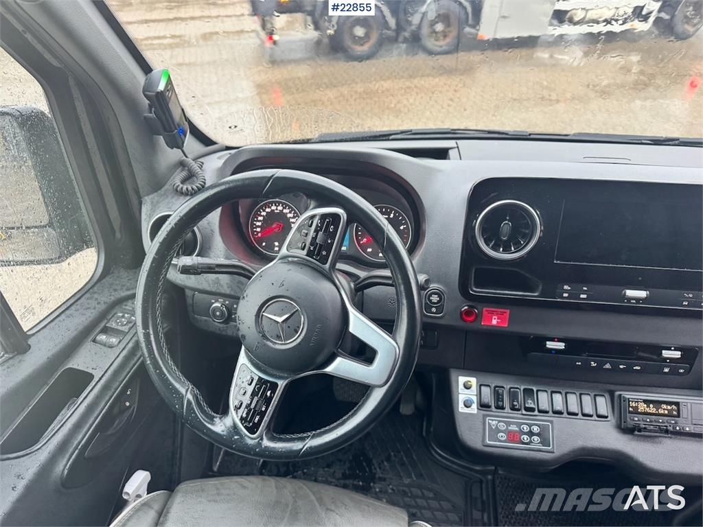 Mercedes-Benz Atlas Sprinter 519 CDI Minibus – 17 seats – 258,00 미니 버스