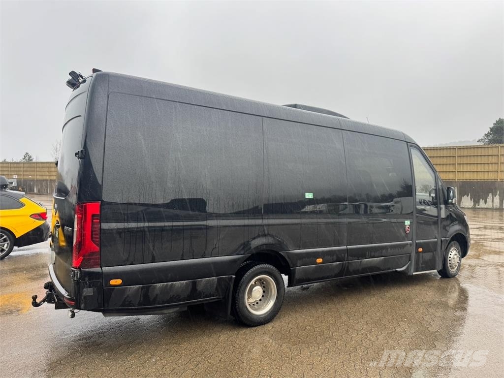 Mercedes-Benz Atlas Sprinter 519 CDI Minibus – 17 seats – 258,00 미니 버스