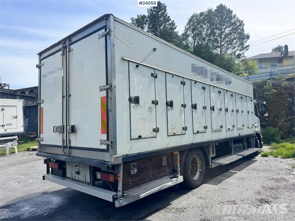 Mercedes-Benz Axor Fish Truck (Box Truck) شاحنات ذات هيكل صندوقي