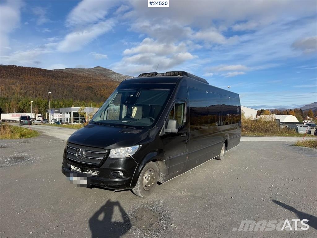 Mercedes-Benz Cento Bus Evolve with 31+1+1 seats and two sets of Mini buses