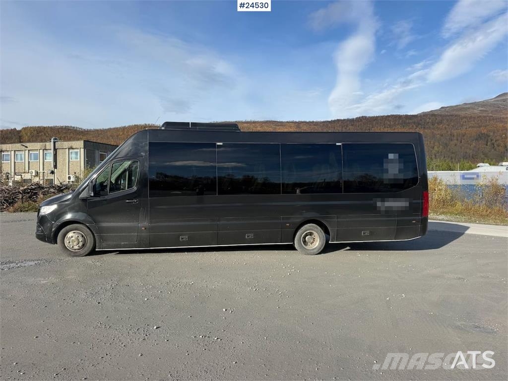 Mercedes-Benz Cento Bus Evolve with 31+1+1 seats and two sets of Mini buses