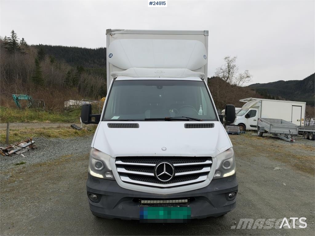 Mercedes-Benz Sprinter شاحنات ذات هيكل صندوقي