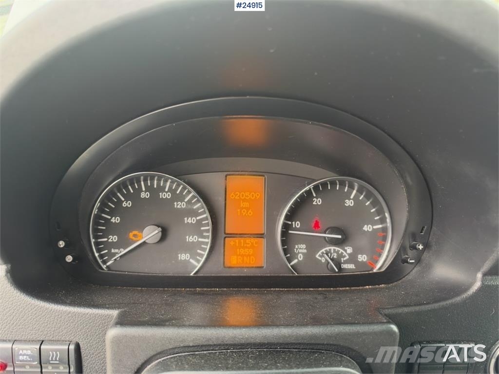 Mercedes-Benz Sprinter شاحنات ذات هيكل صندوقي