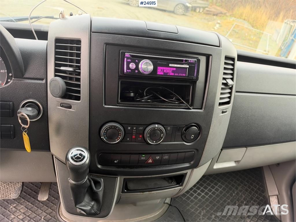 Mercedes-Benz Sprinter شاحنات ذات هيكل صندوقي