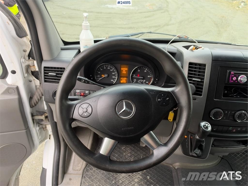 Mercedes-Benz Sprinter شاحنات ذات هيكل صندوقي
