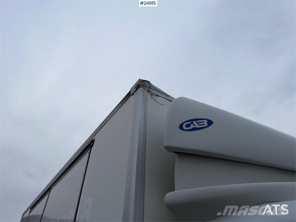 Mercedes-Benz Sprinter شاحنات ذات هيكل صندوقي
