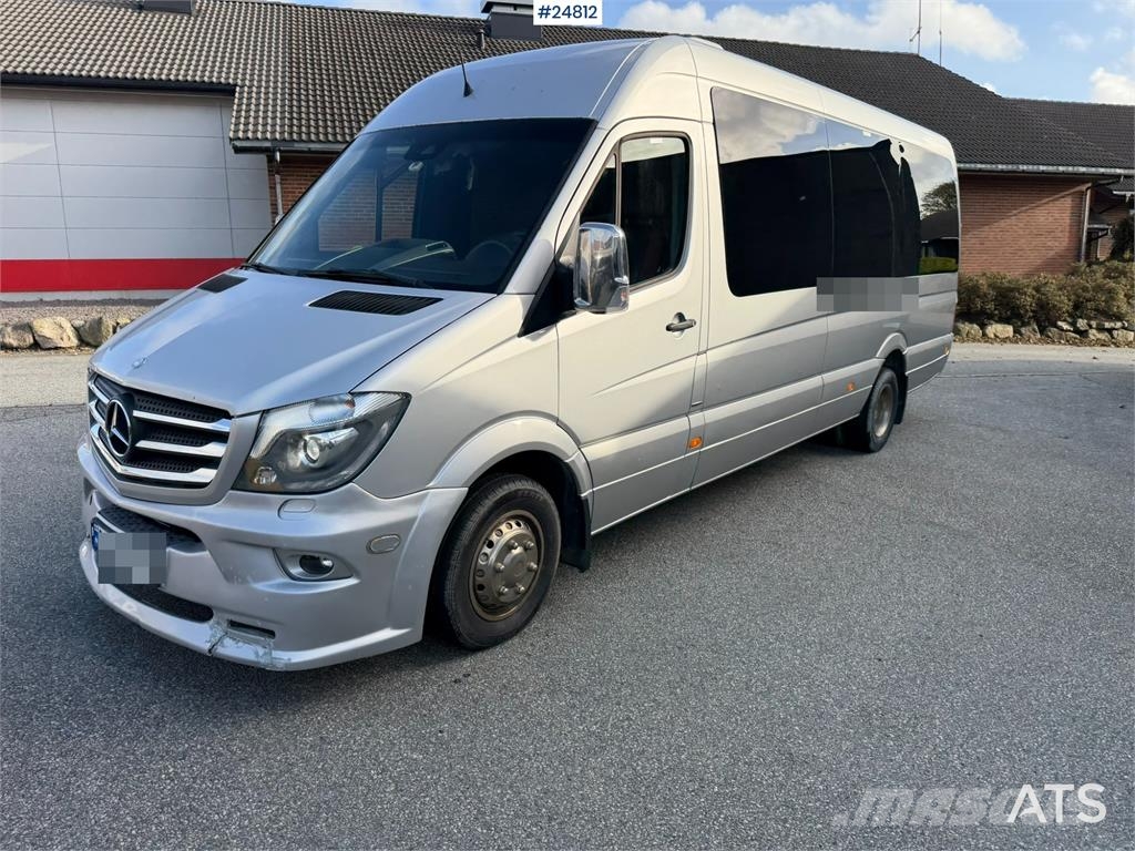 Mercedes-Benz Sprinter 319 CDI Minibus with 16+1 Seats Minibusser