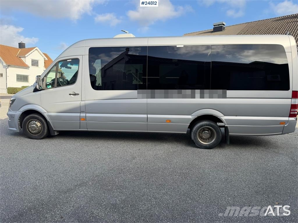 Mercedes-Benz Sprinter 319 CDI Minibus with 16+1 Seats Minibusser