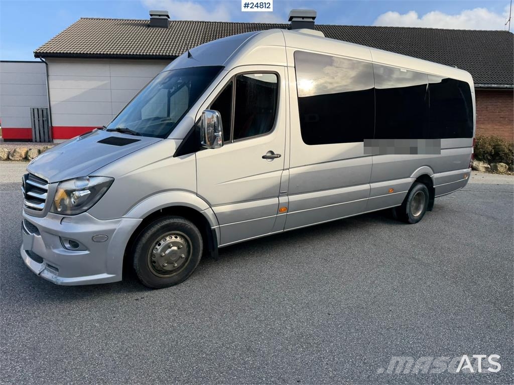 Mercedes-Benz Sprinter 319 CDI Minibus with 16+1 Seats Minibusser