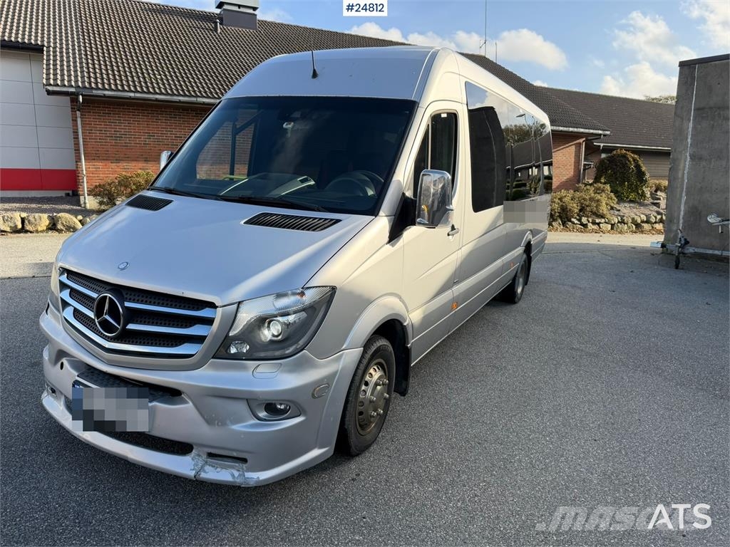 Mercedes-Benz Sprinter 319 CDI Minibus with 16+1 Seats Minibusser