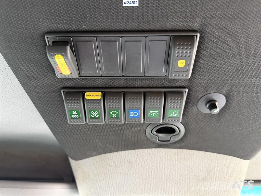 Mercedes-Benz Sprinter 319 CDI Minibus with 16+1 Seats Minibusser