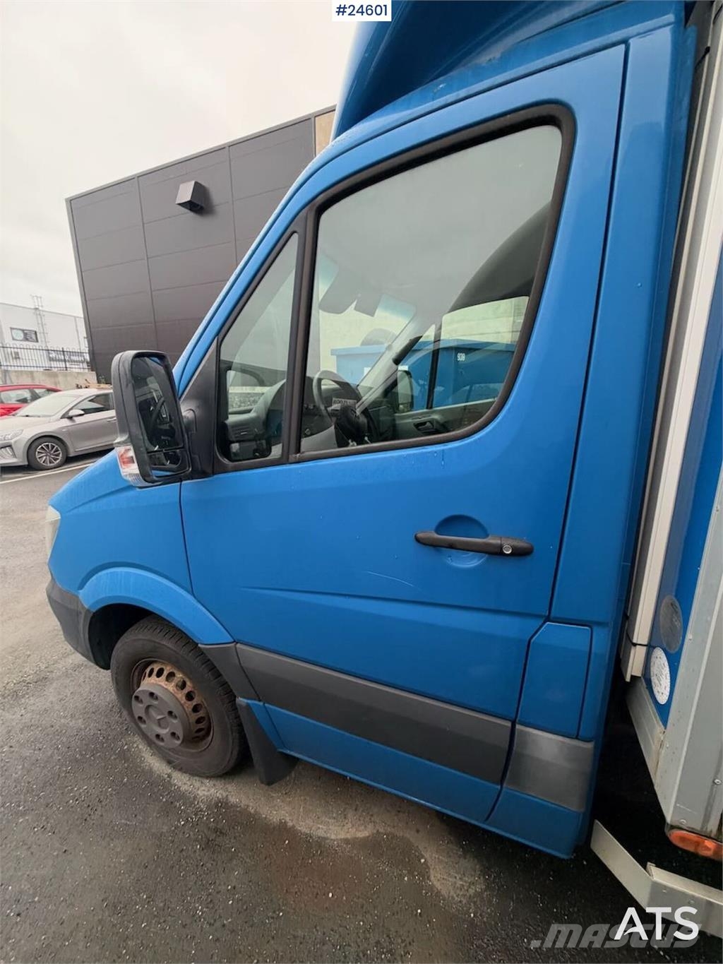 Mercedes-Benz Sprinter 4x2 Box truck – 3-temperature refrigerati Skapbiler