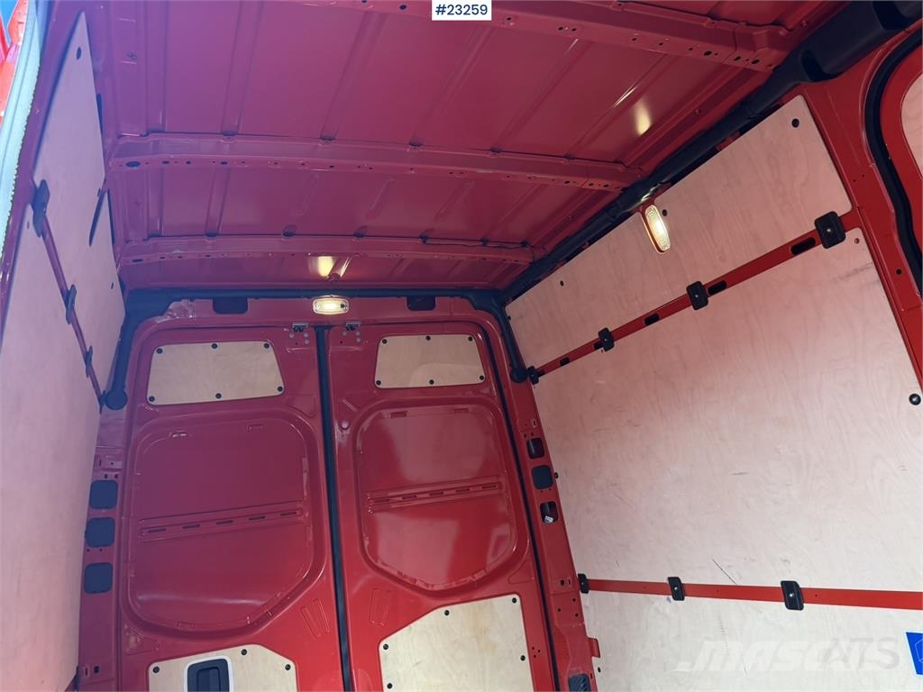 Mercedes-Benz Sprinter 4x2 electric van Ванове за доставки