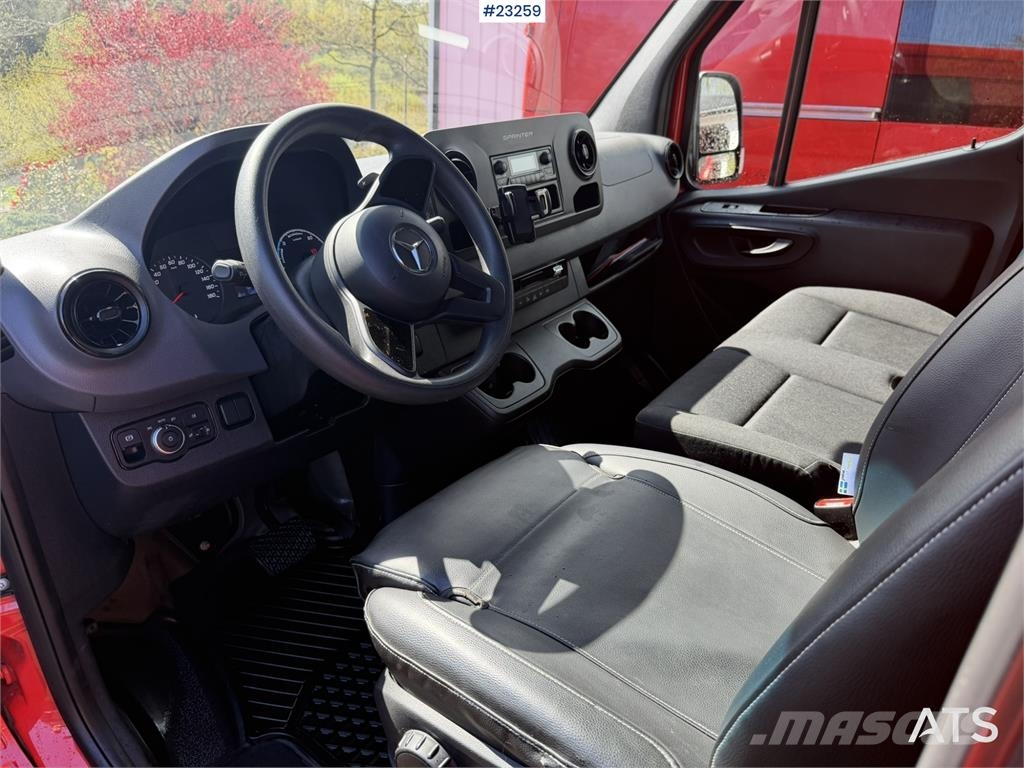 Mercedes-Benz Sprinter 4x2 electric van Ванове за доставки