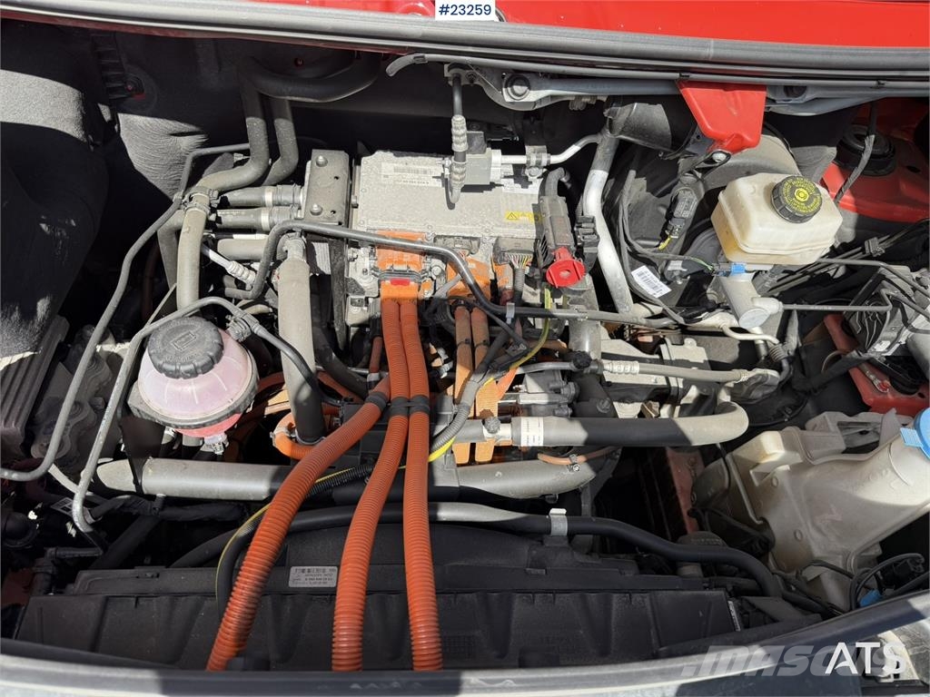 Mercedes-Benz Sprinter 4x2 electric van Ванове за доставки