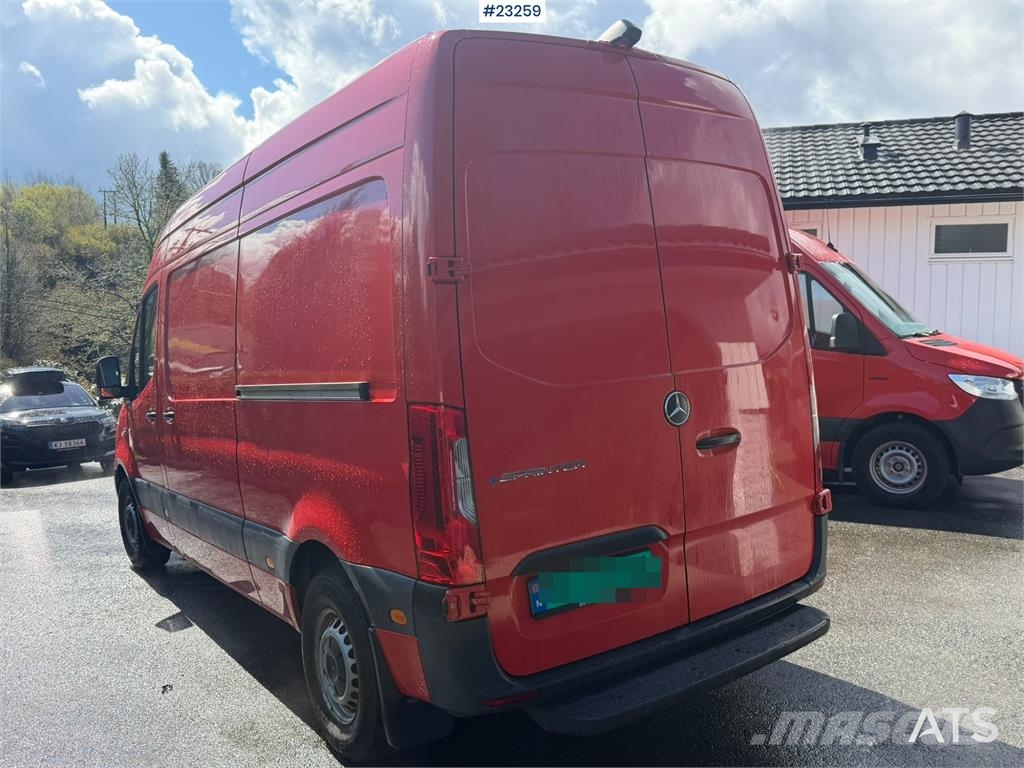 Mercedes-Benz Sprinter 4x2 electric van Ванове за доставки