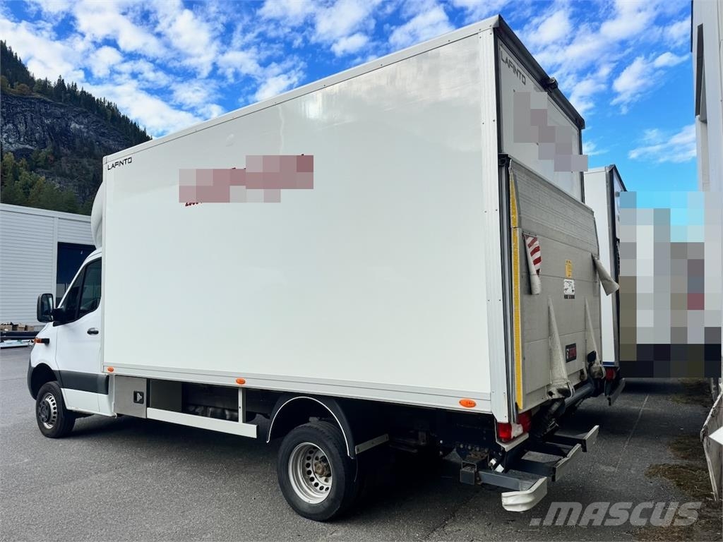 Mercedes-Benz Sprinter 4x4 Box Van – 8 Pallets Skapbiler