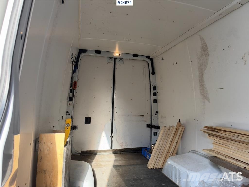 Mercedes-Benz Sprinter 516 CDI Van with Tail Lift and Tachograph Фургони