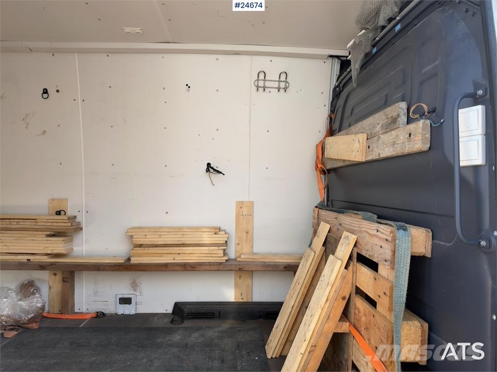 Mercedes-Benz Sprinter 516 CDI Van with Tail Lift and Tachograph Фургони