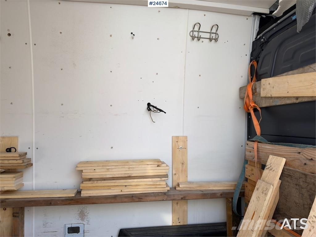 Mercedes-Benz Sprinter 516 CDI Van with Tail Lift and Tachograph Фургони