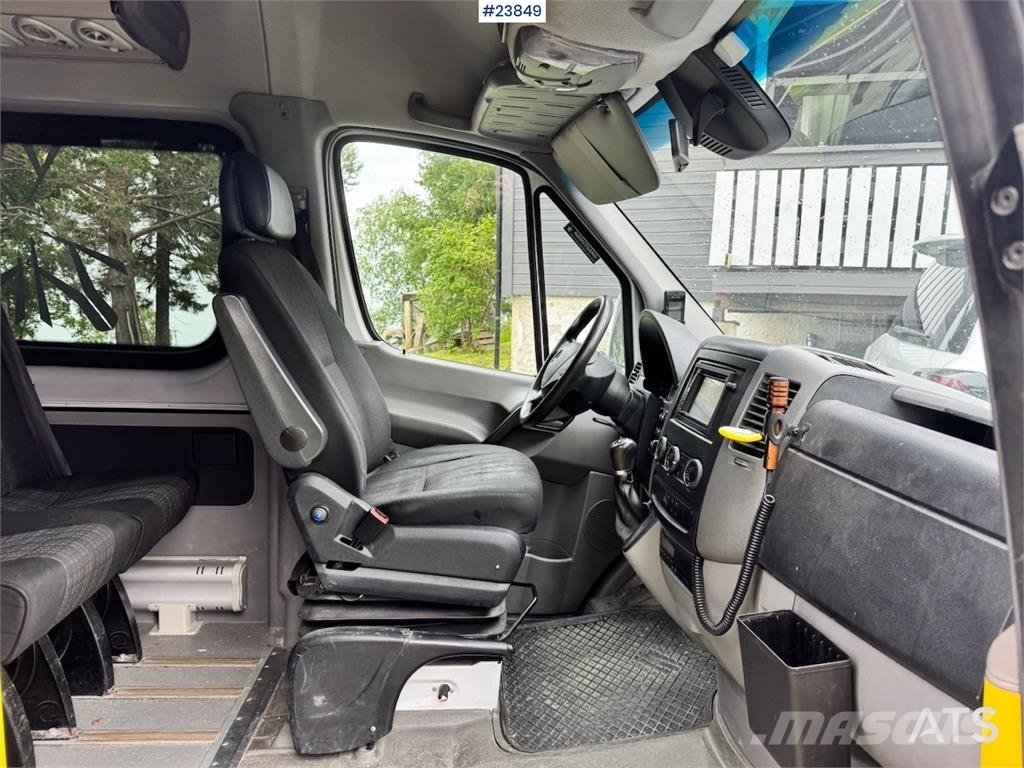 Mercedes-Benz Sprinter 516 Minibus – 17 Seats Mikroautobusai